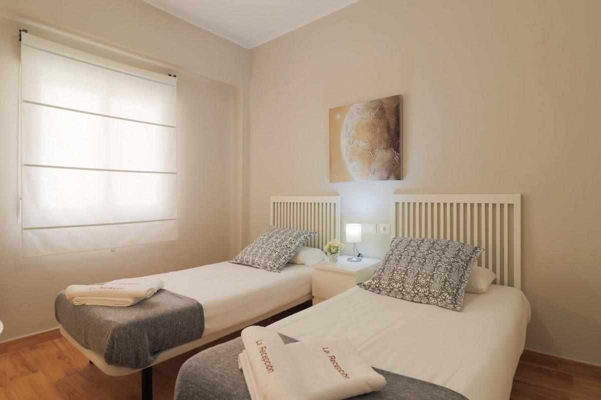 מאלגה C102 - Huge And Stylish 5 Bedroom By The Center מראה חיצוני תמונה